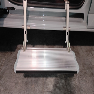 Marchepied latéral repliable pour Citroën Jumpy 2016+