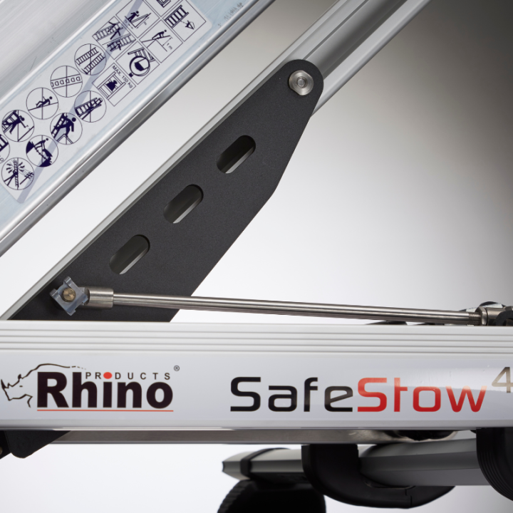 Porte-échelle SafeStow de la marque Rhino Nissan Interstar 2022-2024