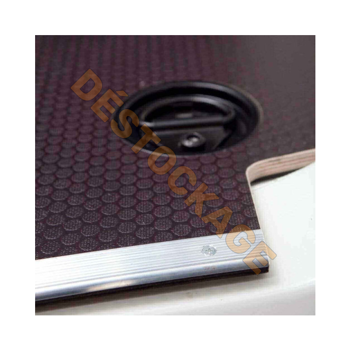 Plancher bois brun antidérapant pour Renault Master L3 2024+ avec barres de seuil et coupelles de finition.