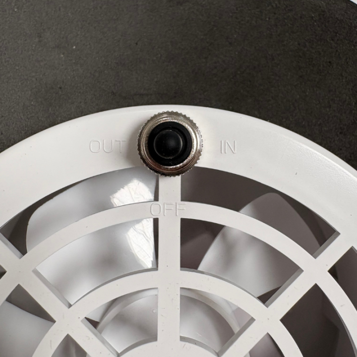 Interrupteur de ventilation de batterie pour fourgon utilitaire