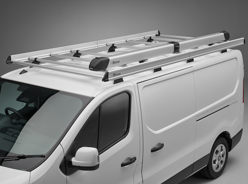 Galerie aluminium Rhino Products montée sur un fourgon utilitaire