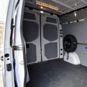 Peugeot Expert / Citroën Jumpy 2024 : comment bien protéger l’intérieur de votre utilitaire ? Peugeot Expert / Citroën Jumpy 2024 : comment bien protéger l’intérieur de votre utilitaire ?